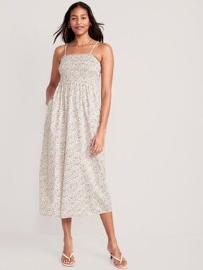 Sleeveless Smocked Maxi Dress in Multicolor Florals